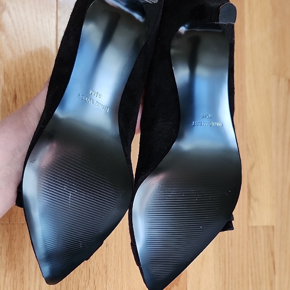 Nine West Black Suede Leather Bow Heels Pumps NEW - Picture 8 of 12